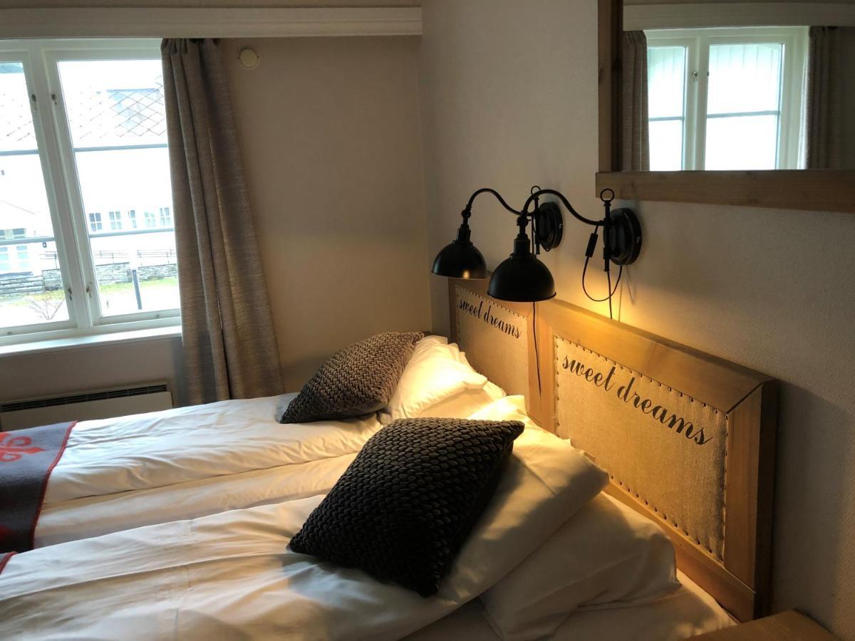 Hotel Dale-Gudbrands Gard By Frich'S à Sør-Fron Extérieur photo