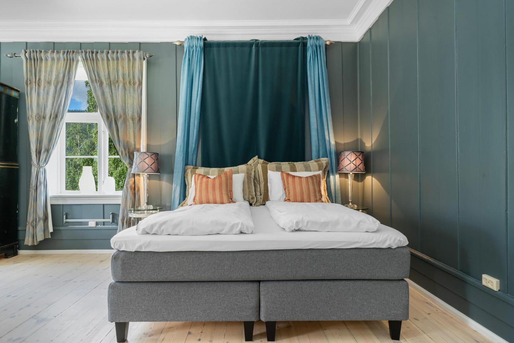 Hotel Dale-Gudbrands Gard By Frich'S à Sør-Fron Extérieur photo