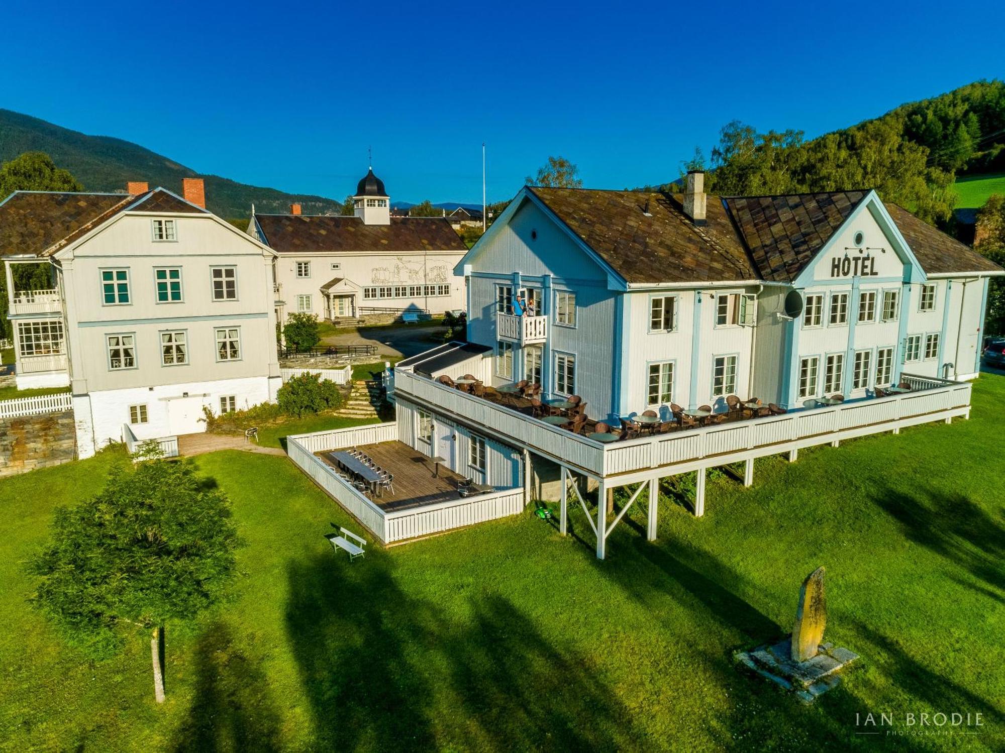 Hotel Dale-Gudbrands Gard By Frich'S à Sør-Fron Extérieur photo
